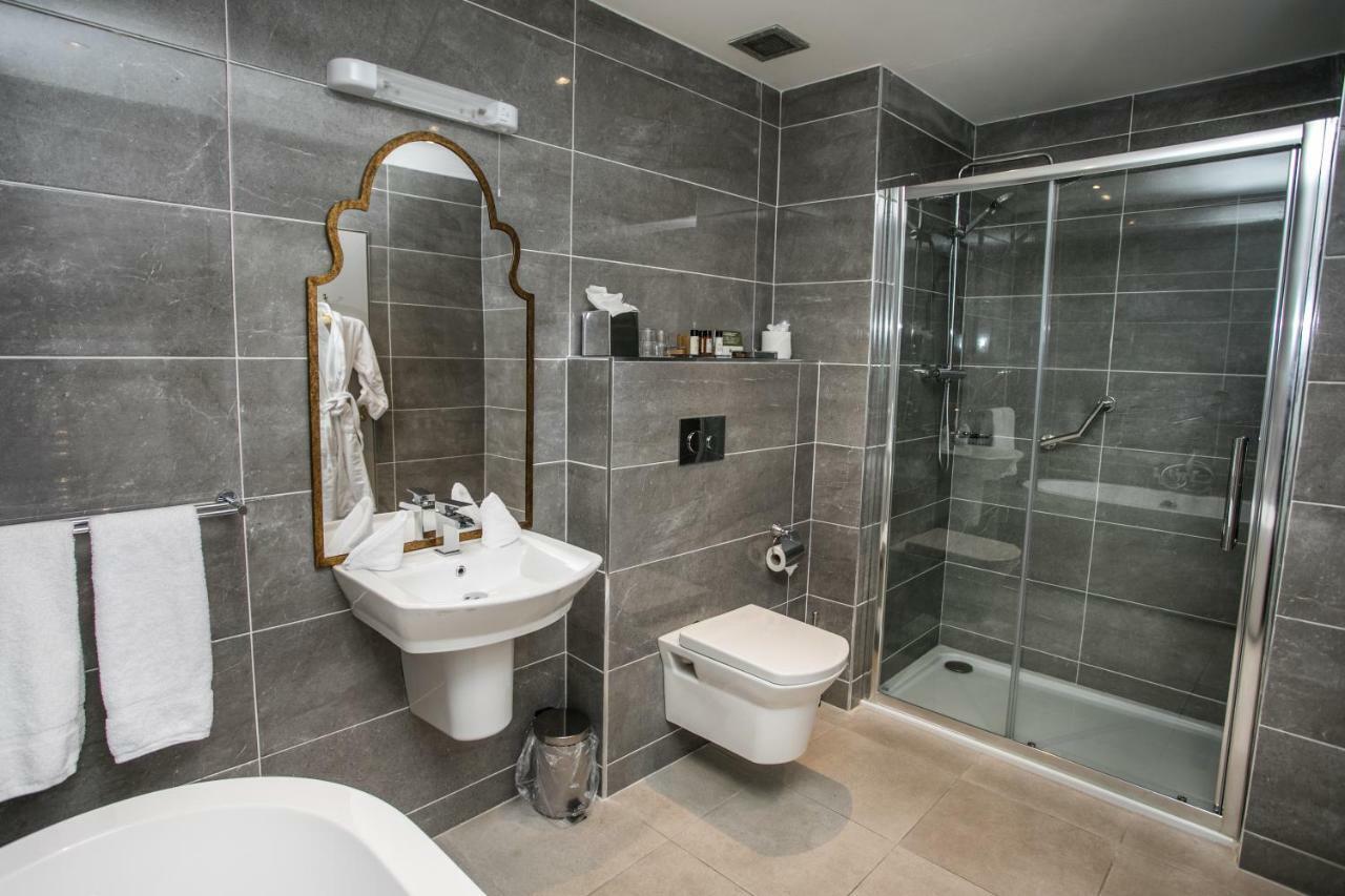 Longcourt House Hotel Newcastle West Bagian luar foto